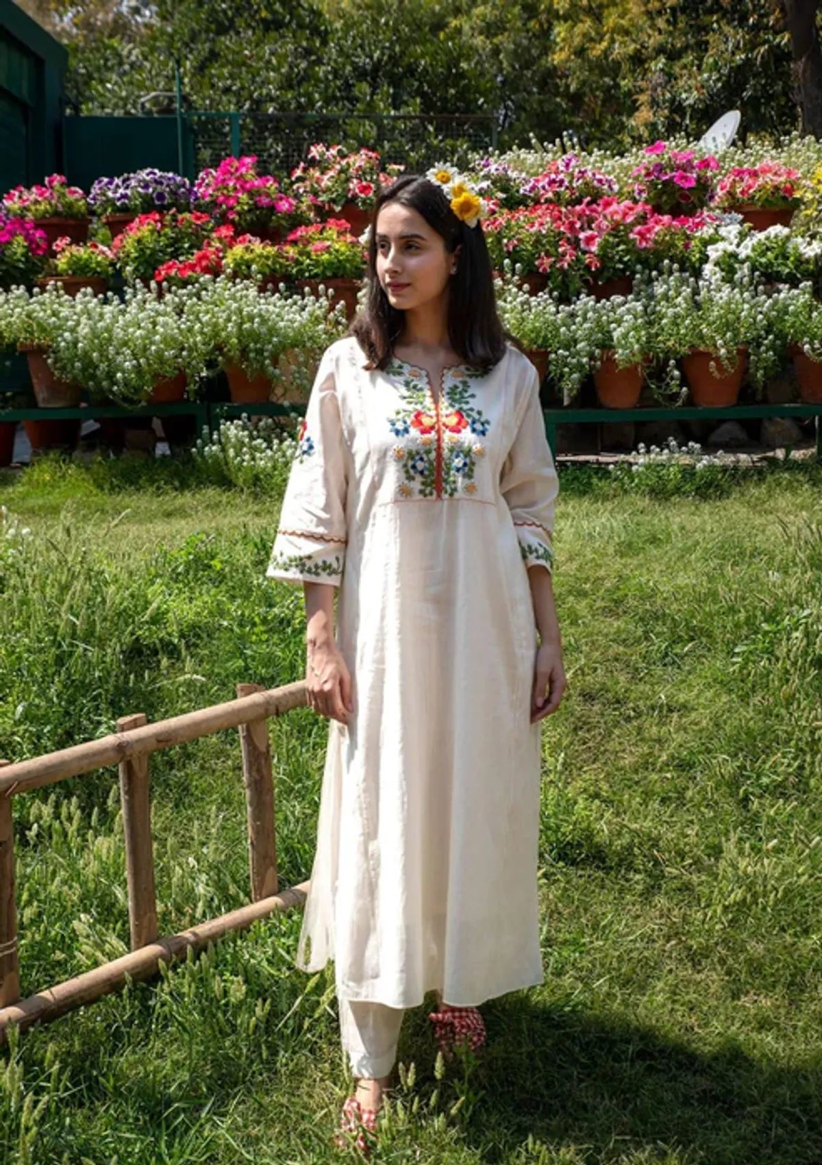 White Cotton Floral Embroidered Kurti Set